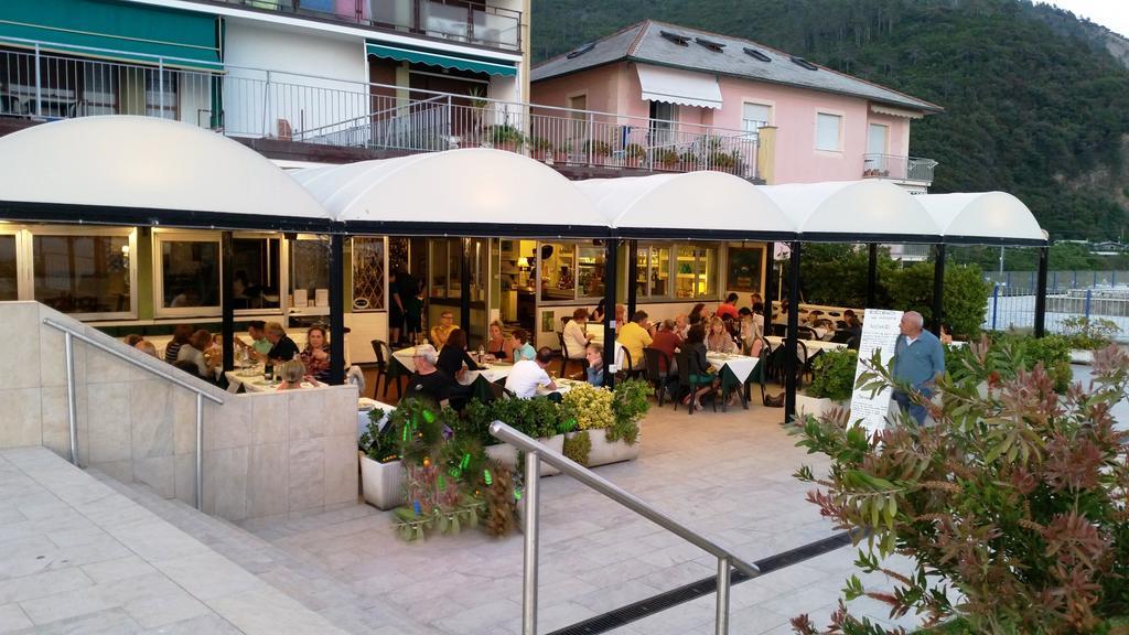 Albergo La Lampara Deiva Marina Extérieur photo