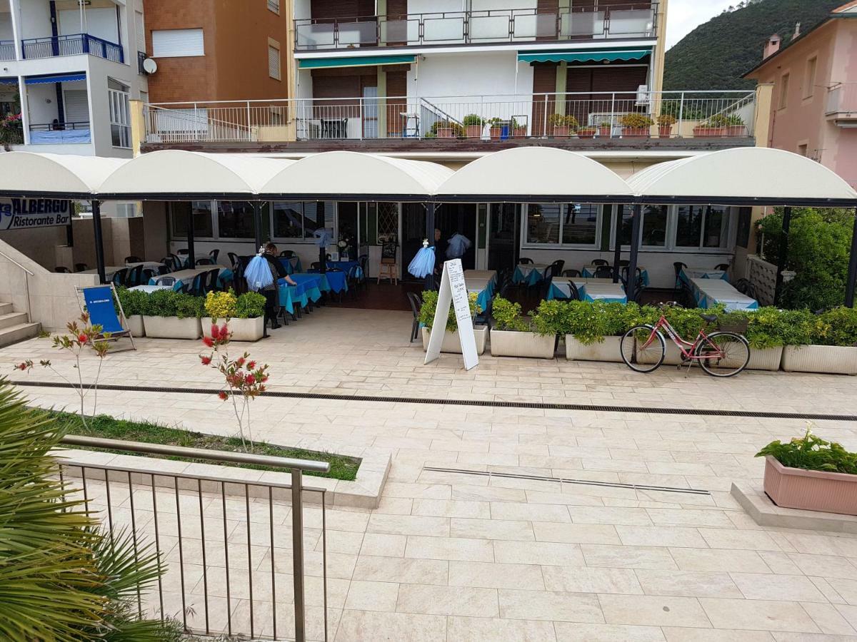 Albergo La Lampara Deiva Marina Extérieur photo