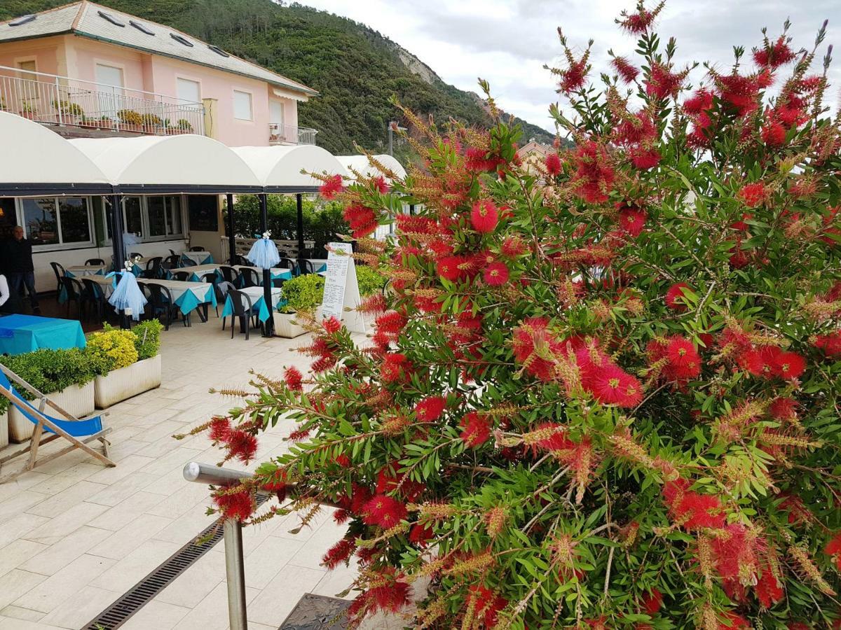 Albergo La Lampara Deiva Marina Extérieur photo